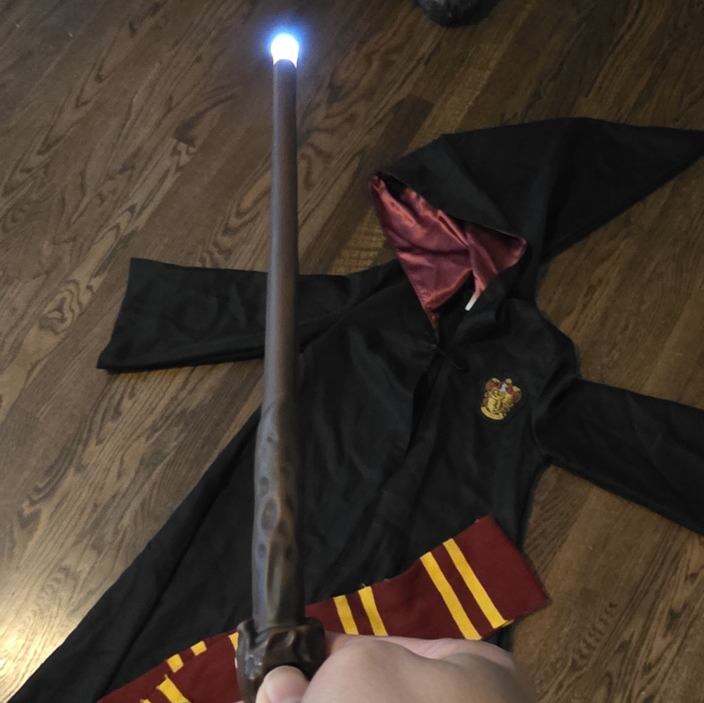 Harry Potter Robe with Wand and Scarf. Comes With Glasses.